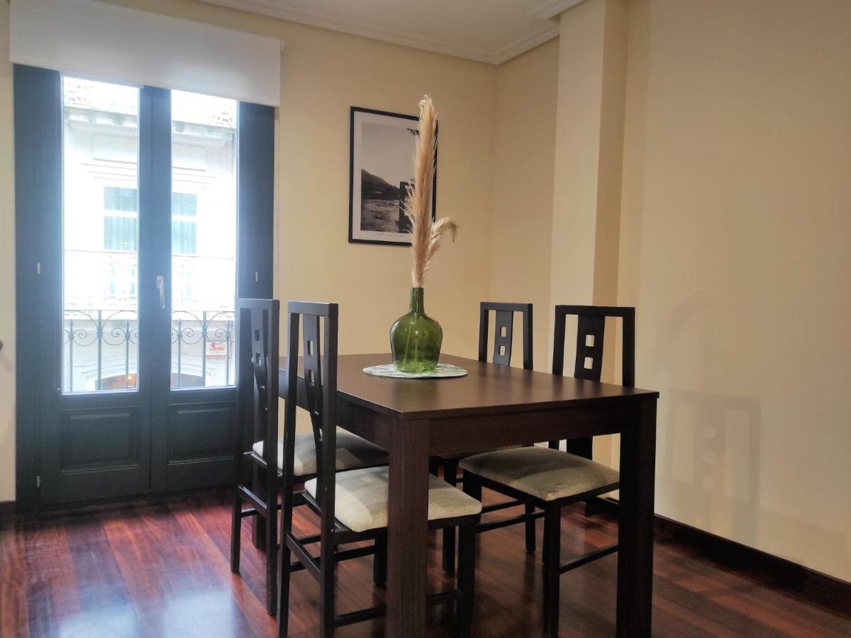 شقة 1A. Disfruta De Su Balcon Sobre El Casco Viejo. أورينس المظهر الخارجي الصورة